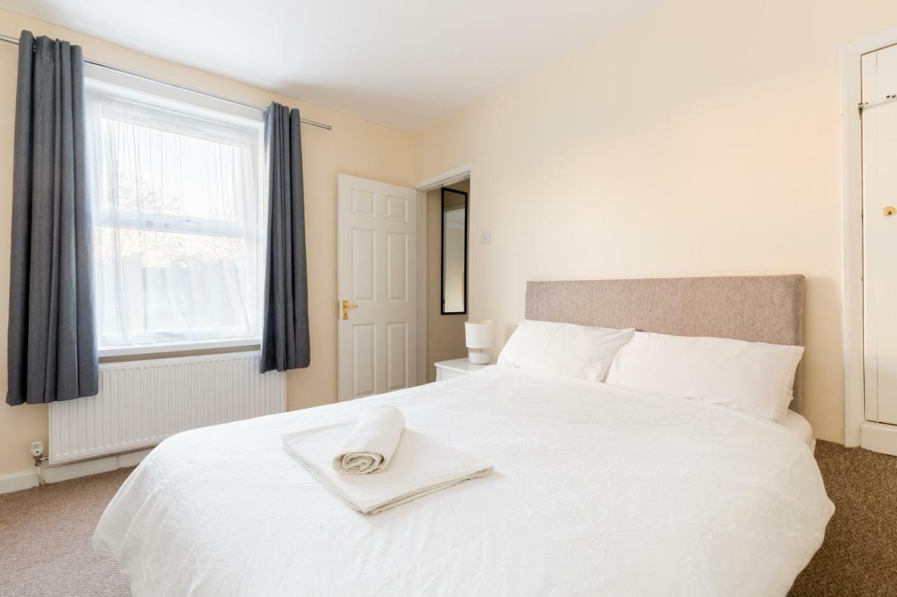 Well Presented 2 Bedroom House - Sleeps Four Leamington Exteriér fotografie