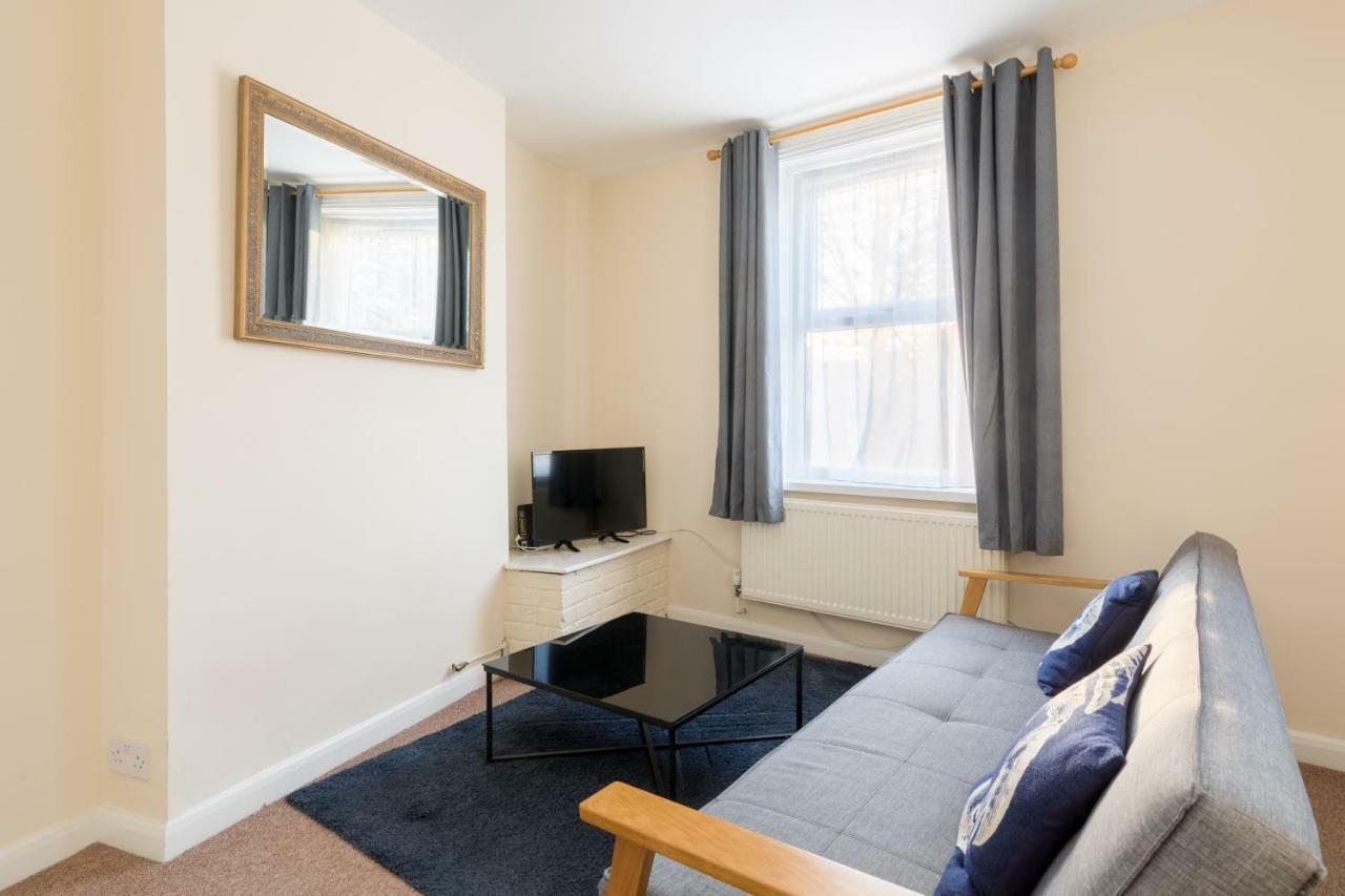 Well Presented 2 Bedroom House - Sleeps Four Leamington Exteriér fotografie